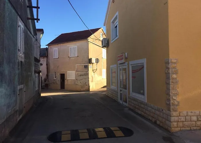 Dalmatia 度假居 *